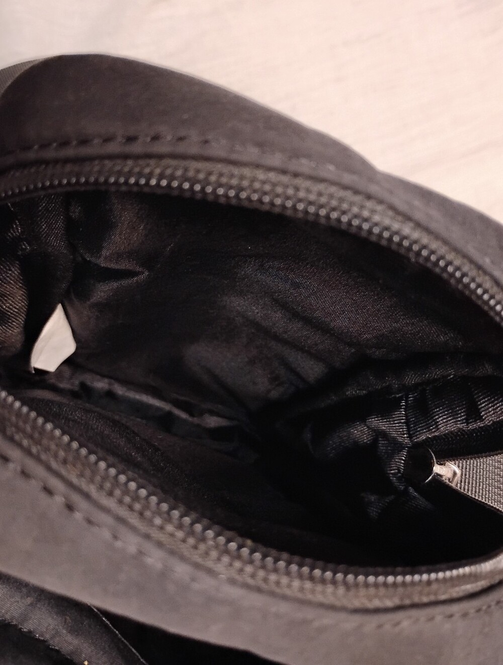 Water Bottle Sling Bag - Picture 3 of 6